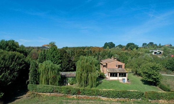 casa indipendente in vendita a Foiano della Chiana in zona Pozzo della Chiana