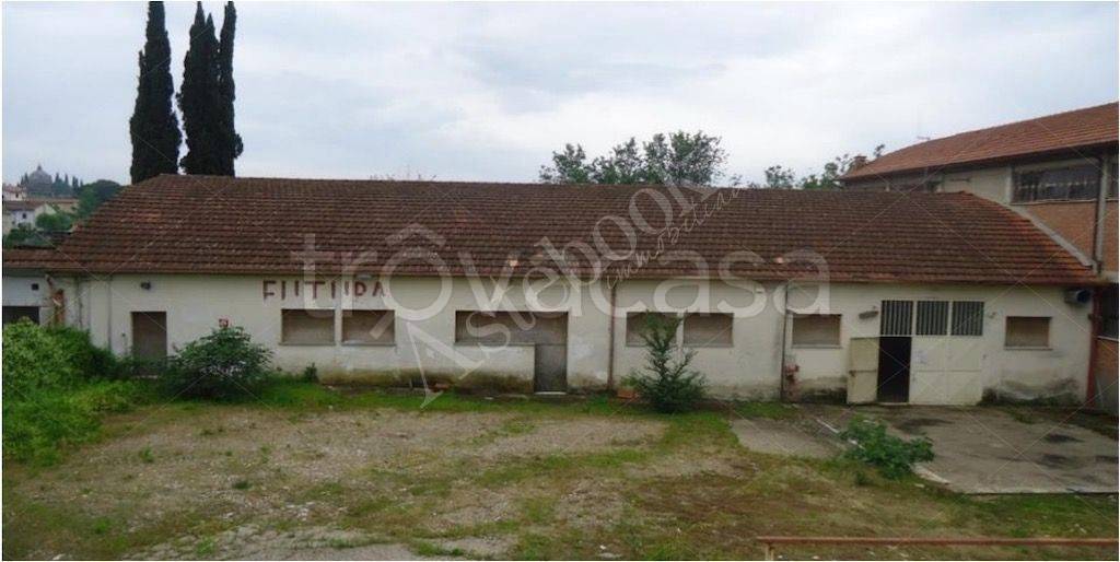negozio in vendita a Foiano della Chiana in zona Pozzo della Chiana