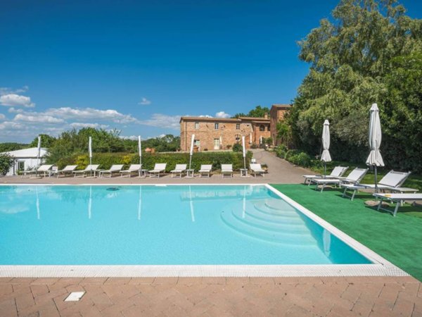 casale in vendita a Foiano della Chiana