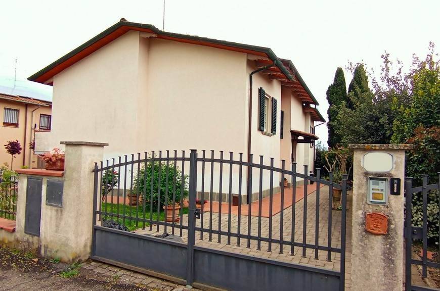 casa indipendente in vendita a Foiano della Chiana