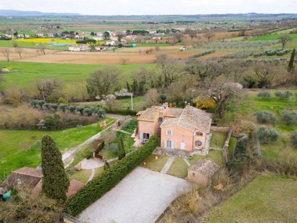 casa indipendente in vendita a Foiano della Chiana