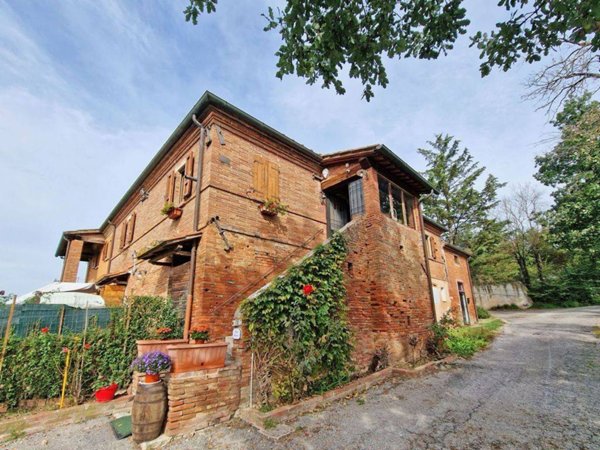 casa indipendente in vendita a Foiano della Chiana