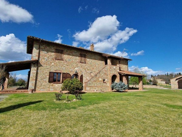 casa indipendente in vendita a Foiano della Chiana