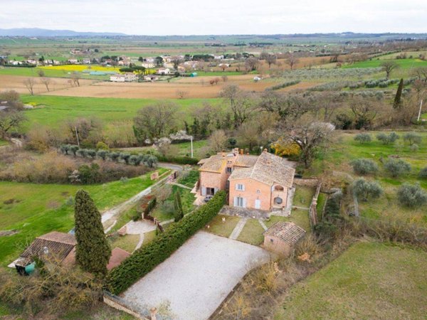 casa indipendente in vendita a Foiano della Chiana