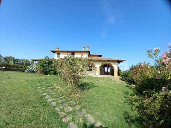 casa indipendente in vendita a Foiano della Chiana