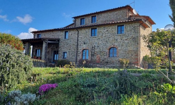 casale in vendita a Foiano della Chiana