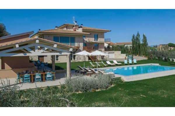 casa indipendente in vendita a Foiano della Chiana