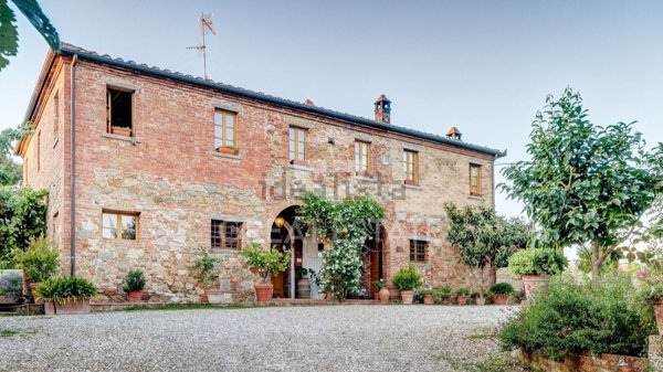 casale in vendita a Foiano della Chiana