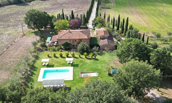 casale in vendita a Foiano della Chiana