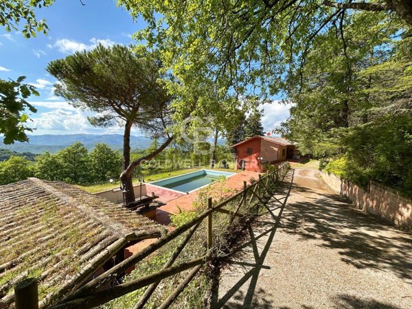 casa indipendente in vendita a Foiano della Chiana