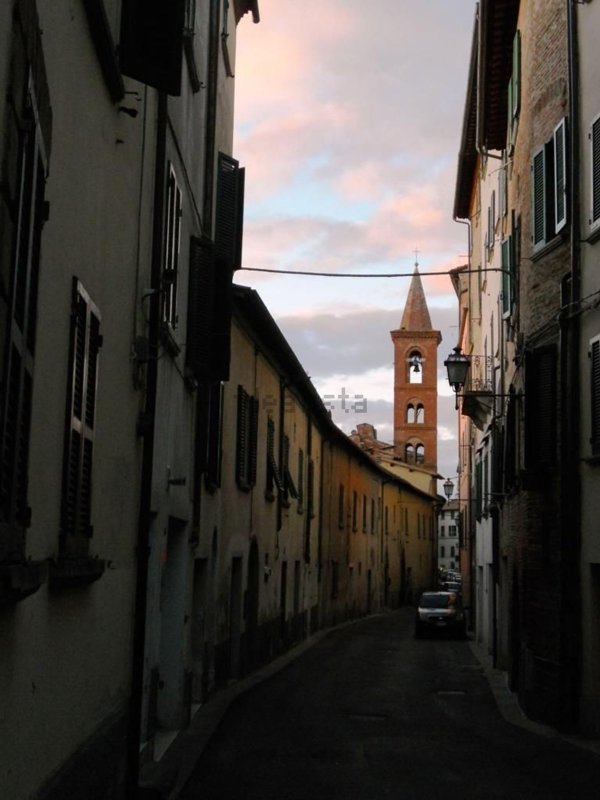quadrivano in vendita a Foiano della Chiana