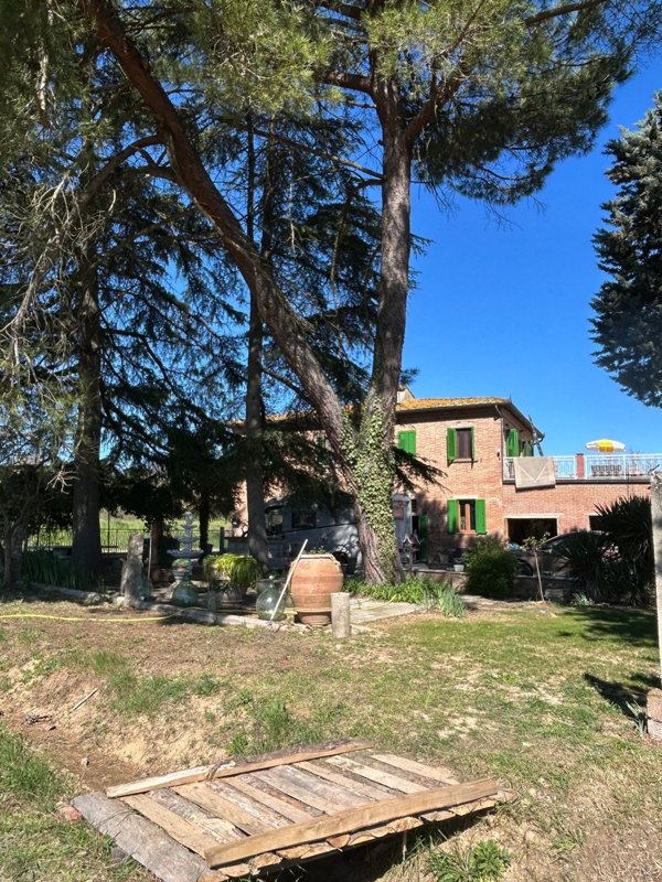 casale in vendita a Foiano della Chiana