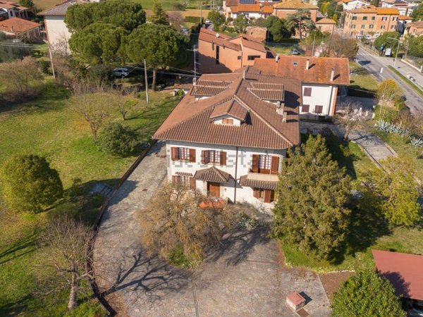 casa indipendente in vendita a Foiano della Chiana