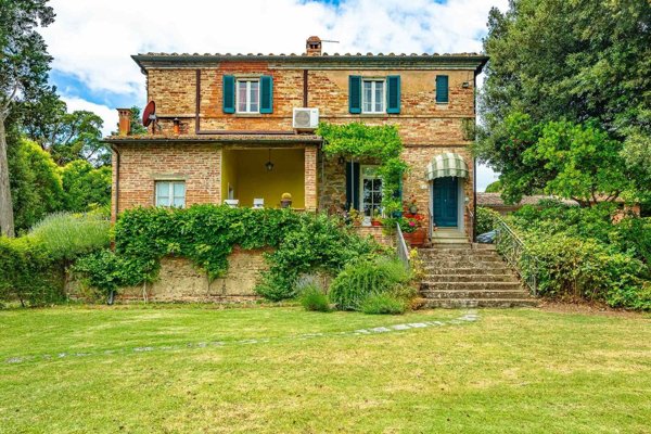 casale in vendita a Foiano della Chiana