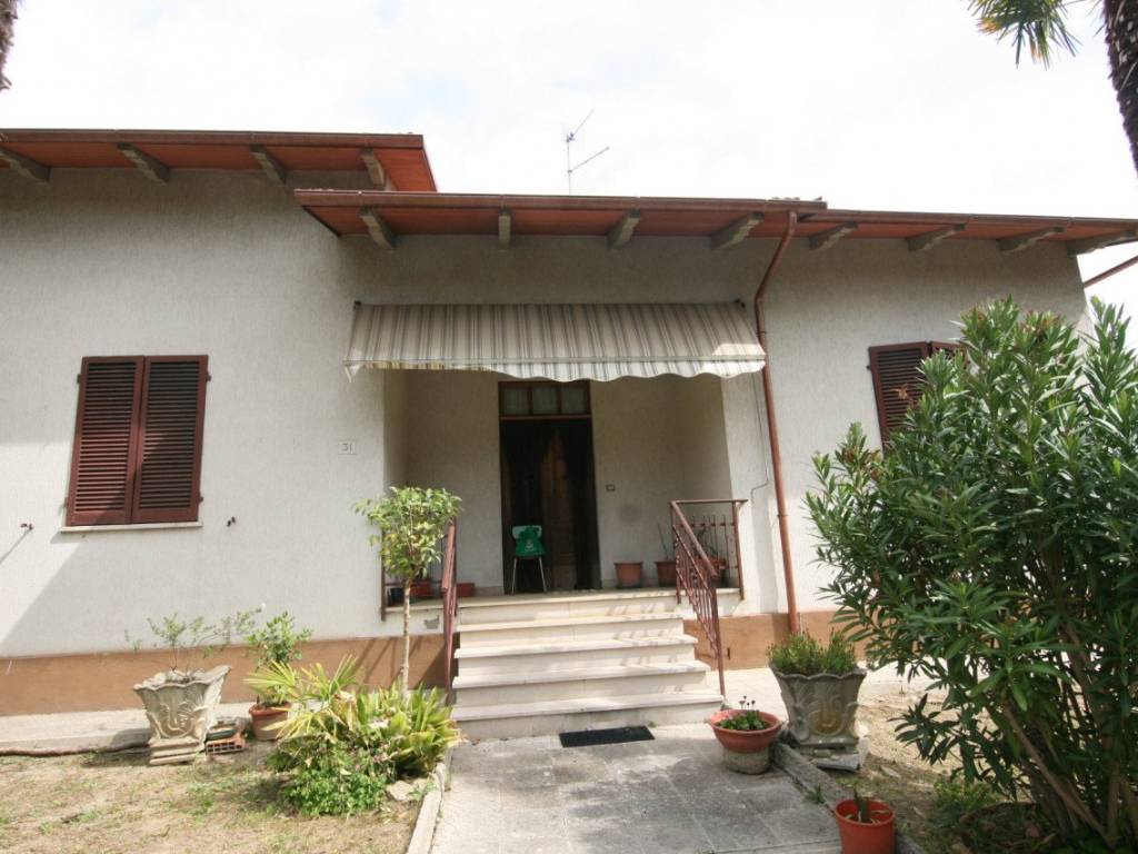 casa indipendente in vendita a Foiano della Chiana