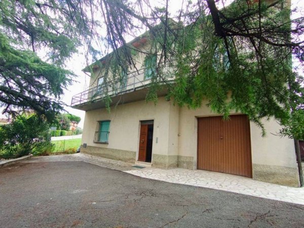 casa indipendente in vendita a Foiano della Chiana
