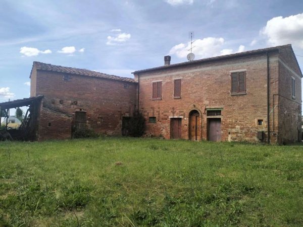casale in vendita a Foiano della Chiana in zona Santa Luce