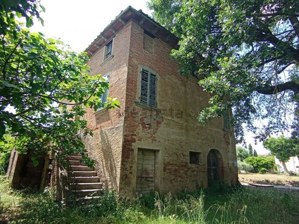 casa indipendente in vendita a Foiano della Chiana in zona Ponte al Ramo