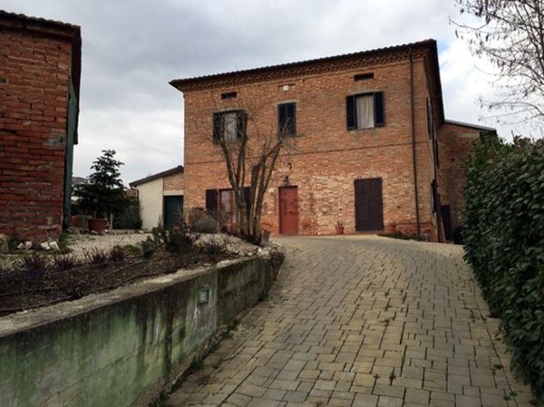 casa indipendente in vendita a Foiano della Chiana