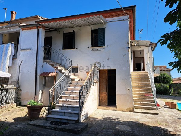 casa indipendente in vendita a Foiano della Chiana