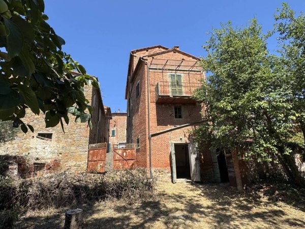 casa indipendente in vendita a Foiano della Chiana in zona Ponte al Ramo