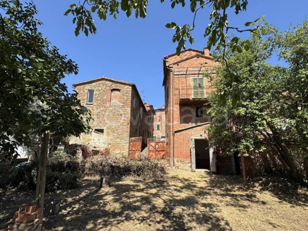 casa indipendente in vendita a Foiano della Chiana in zona Pozzo della Chiana