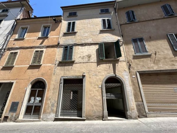 ufficio in vendita a Foiano della Chiana