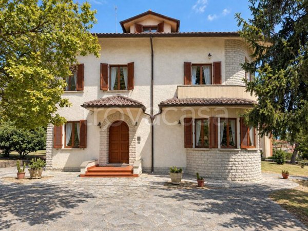 casa indipendente in vendita a Foiano della Chiana