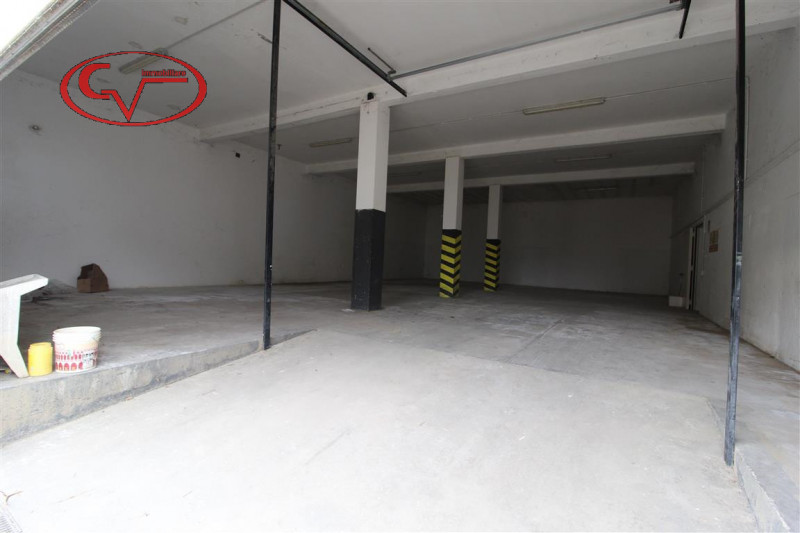 locale di sgombero in vendita a Loro Ciuffenna