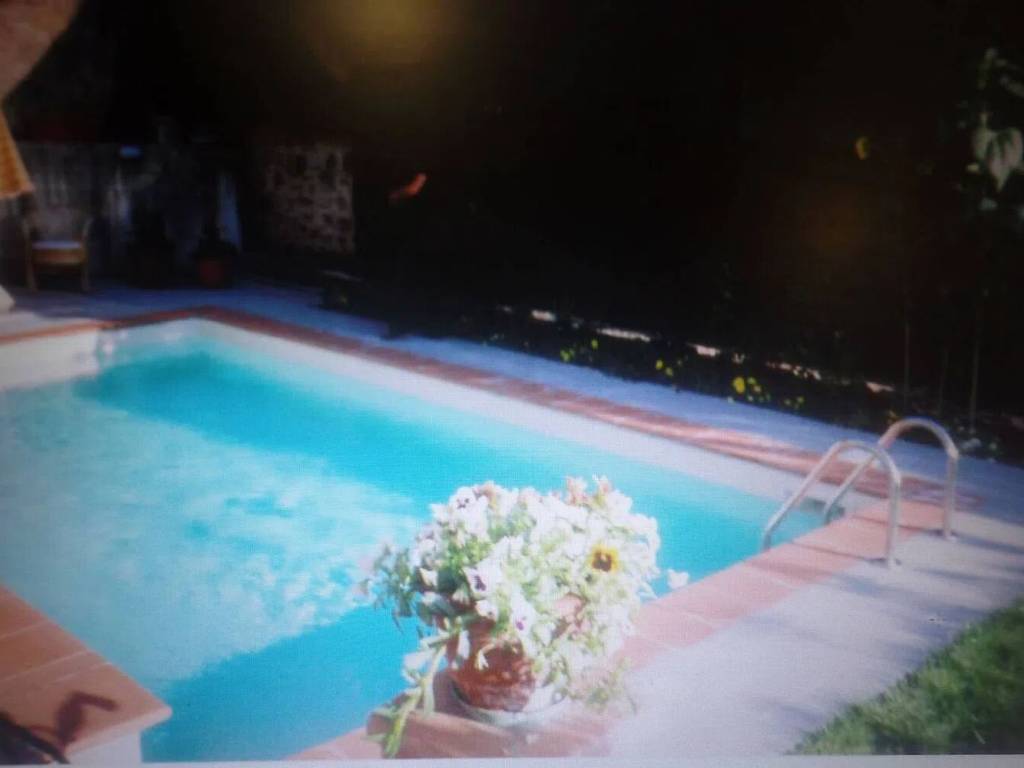 casa indipendente in vendita a Loro Ciuffenna