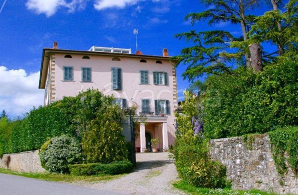 villa in vendita a Loro Ciuffenna in zona San Giustino Valdarno