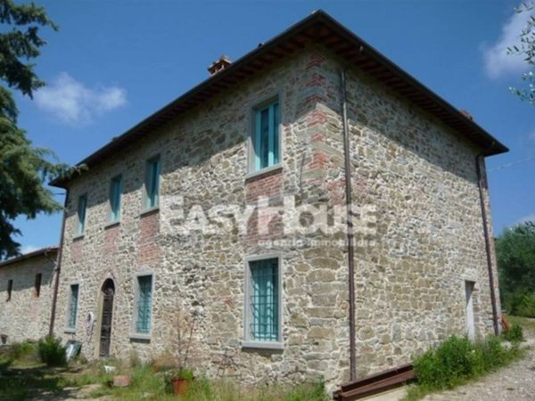 casa indipendente in vendita a Loro Ciuffenna