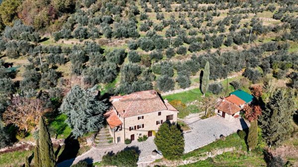 casa indipendente in vendita a Loro Ciuffenna