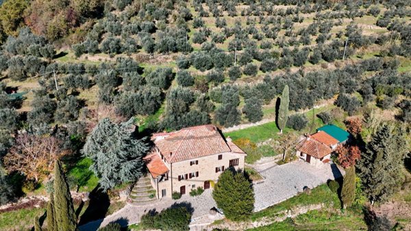 casa indipendente in vendita a Loro Ciuffenna