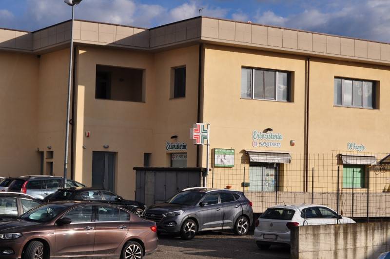 negozio in vendita a Loro Ciuffenna in zona San Giustino Valdarno