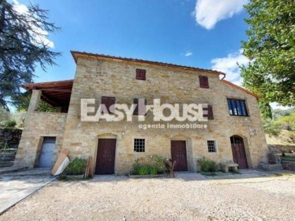 casa indipendente in vendita a Loro Ciuffenna