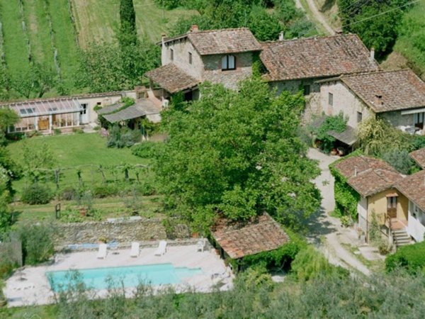 intera palazzina in vendita a Loro Ciuffenna