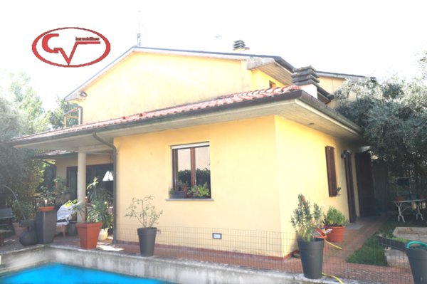 casa indipendente in vendita a Loro Ciuffenna