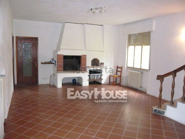 casa indipendente in vendita a Loro Ciuffenna