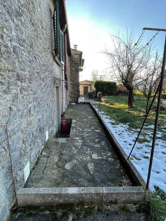 casa indipendente in vendita a Loro Ciuffenna
