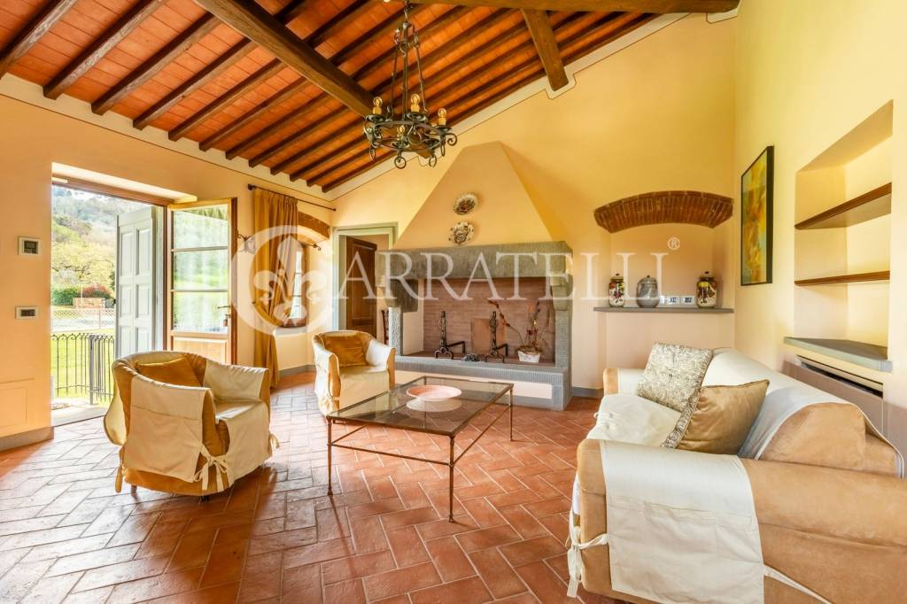 casa indipendente in vendita a Loro Ciuffenna