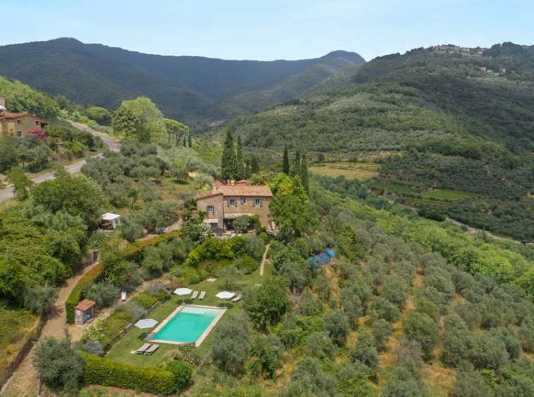 casa indipendente in vendita a Loro Ciuffenna