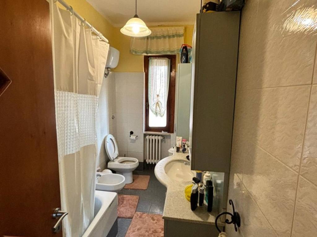 appartamento in vendita a Loro Ciuffenna in zona San Giustino Valdarno