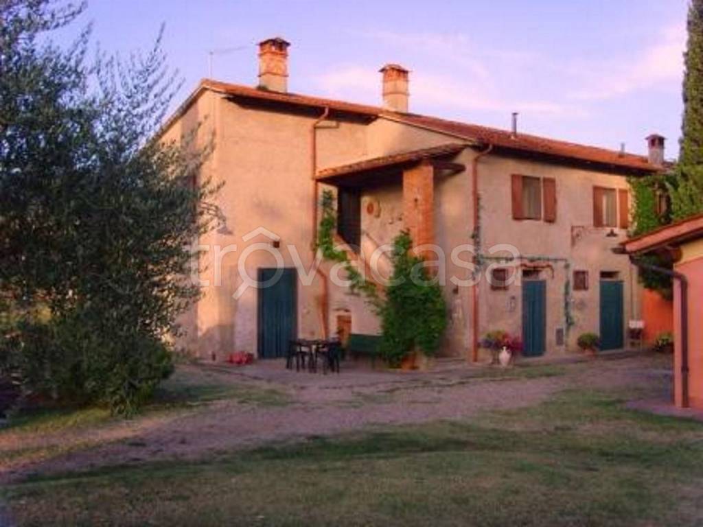 casa indipendente in vendita a Loro Ciuffenna