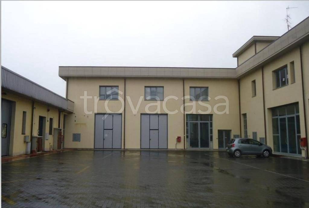 ufficio in vendita a Loro Ciuffenna in zona San Giustino Valdarno