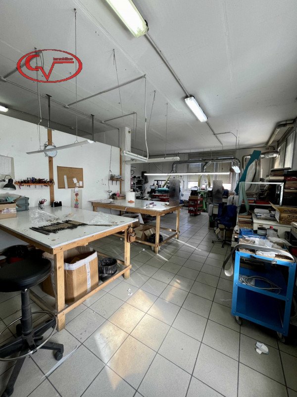 locale di sgombero in vendita a Loro Ciuffenna