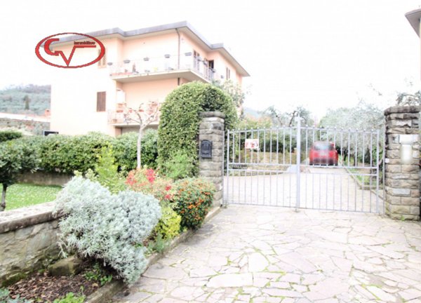 casa indipendente in vendita a Loro Ciuffenna