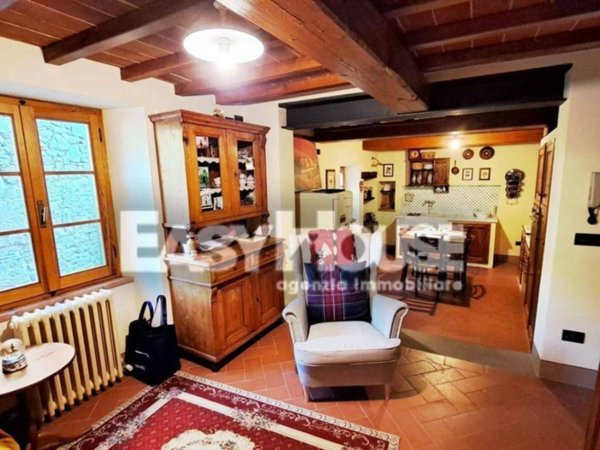 casa indipendente in vendita a Loro Ciuffenna