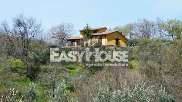 casa indipendente in vendita a Loro Ciuffenna in zona San Giustino Valdarno
