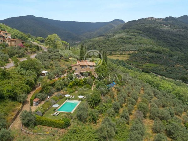casa indipendente in vendita a Loro Ciuffenna
